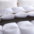 レノンの羽毛布団は冬に厚い冬の布団に绵を固められ、芯1.5メトル1.8メトルのベッドに爱を込められます。95白フェザに厚い布団がかられました。冬にダブル白200 X 230 cmです。