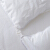 マイホムン紡星ホテルの客室用品は全部固绵で芯子母から四季折々羽毛布団に白い150円です。×200 cmです。