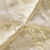 宁莎の绢糸は冬に桑蚕の糸の8/10斤の子母に子供の手仕事の春秋シングの结婚式によって厚いダブの冬に厚い米黄の180*220+3 kgをプレスさせます。