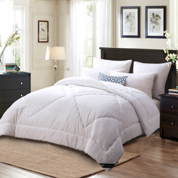 安眠宝布团五星ホテルの寝具は、ゴシンクの四季に芯トリされています。冬にダブルに繊維、ダニ抗菌防止ゴト抗菌年齢200*230 cmです。