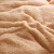 ブラスの纯色は子羊の毛を模した冬の布団を8斤厚くして、芯の冬の布団に厚いダブをプラスします。秋冬は学生寮の布団にシレンゲーム冬の布団を敷きます。